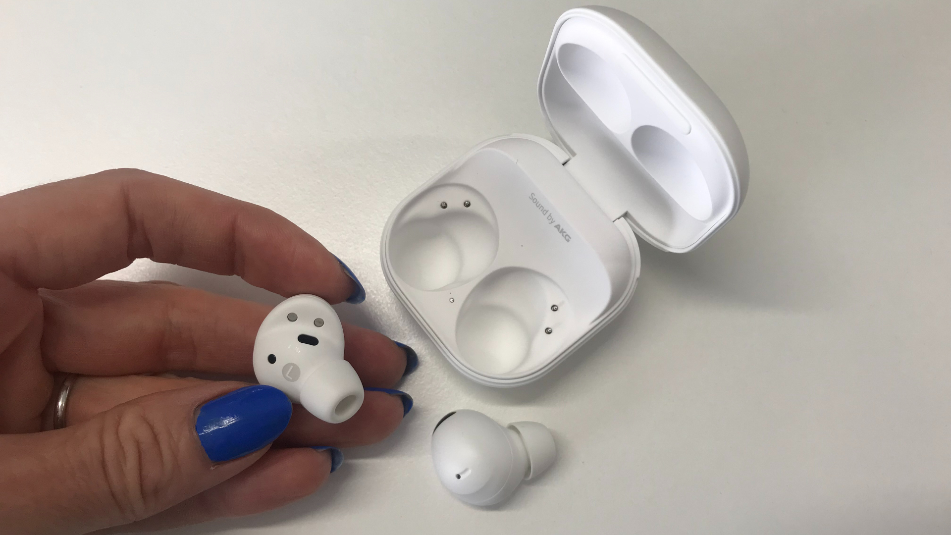 Samsung Galaxy Buds 2 Pro