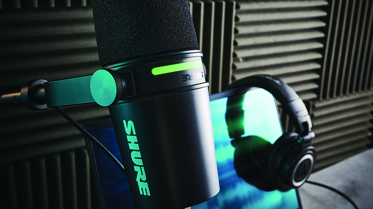 Shure MV7+