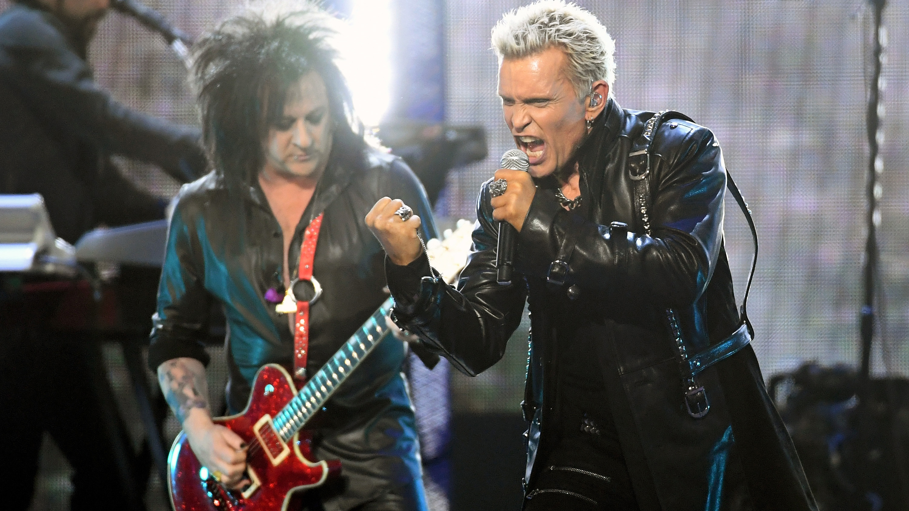 Stevens with Idol