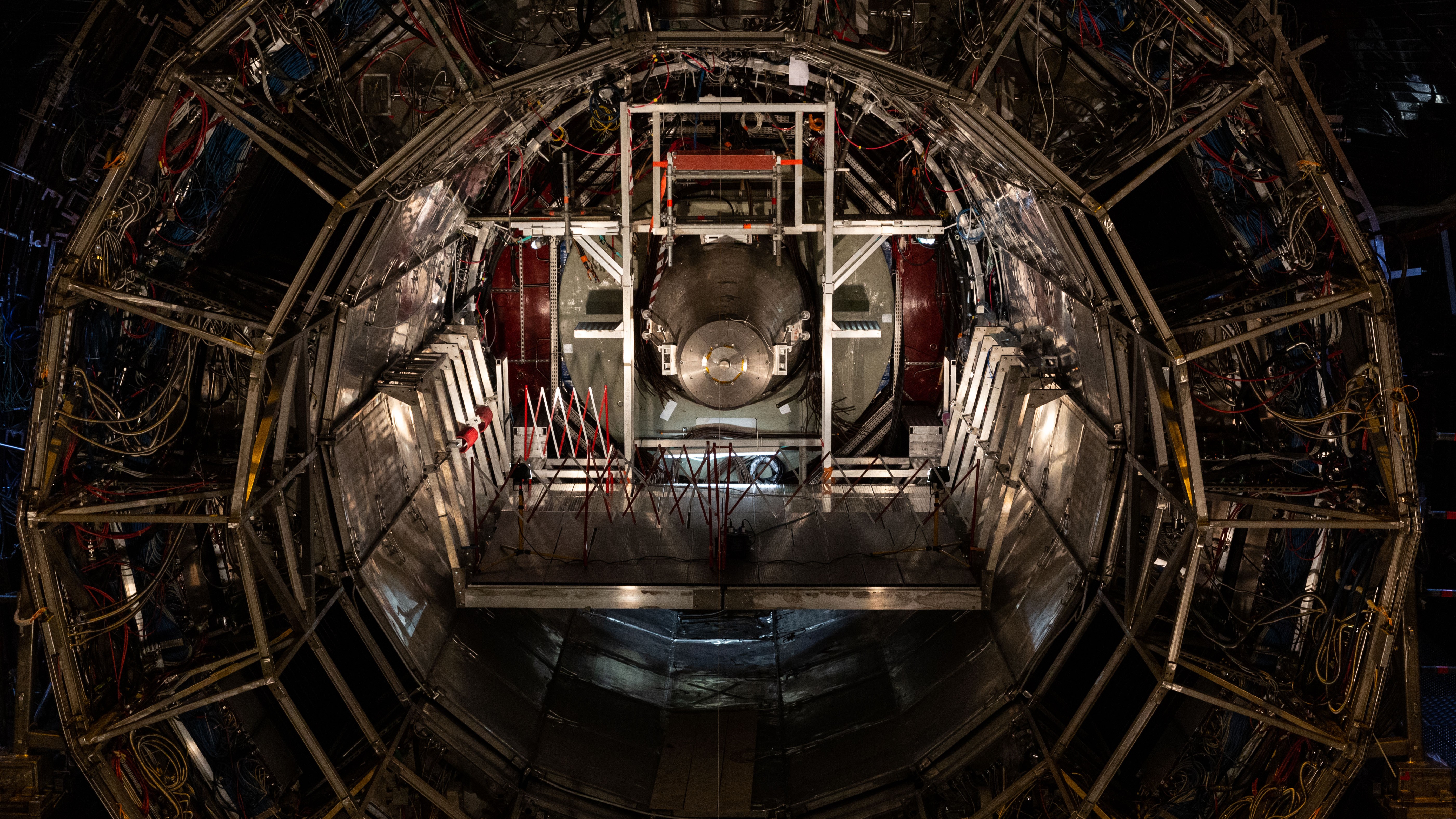 A photo of the Large Hadron Collider&#039;s ALICE detector.