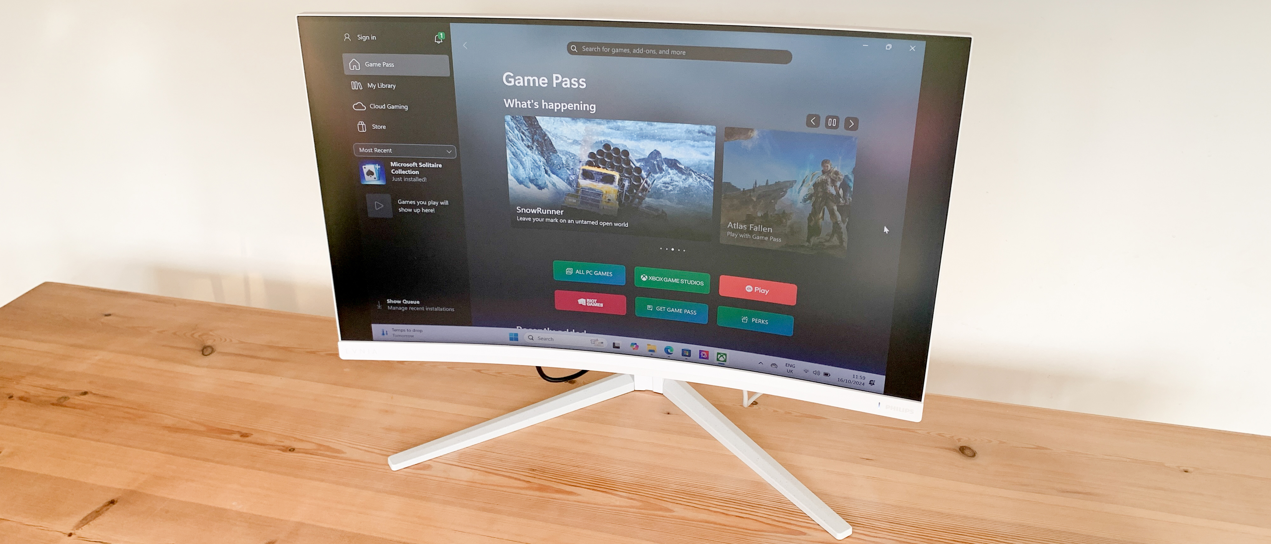 Philips Evnia 32M2C5501 monitor