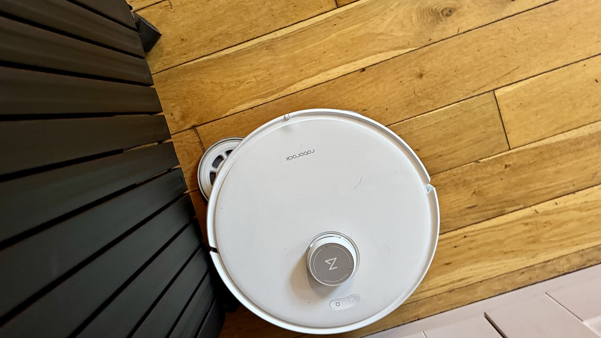 Roborock Qrevo Curv robot vacuum